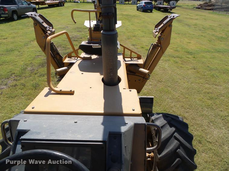 image for item DD5795 1995 Case 860 trencher