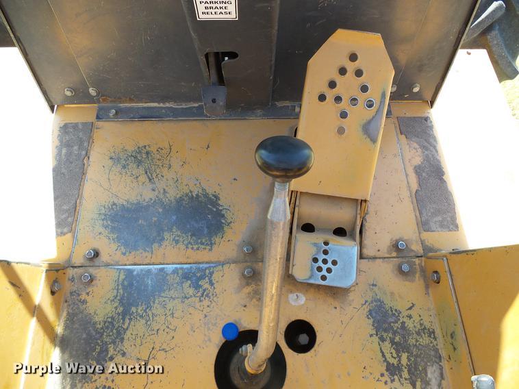 image for item DD5795 1995 Case 860 trencher