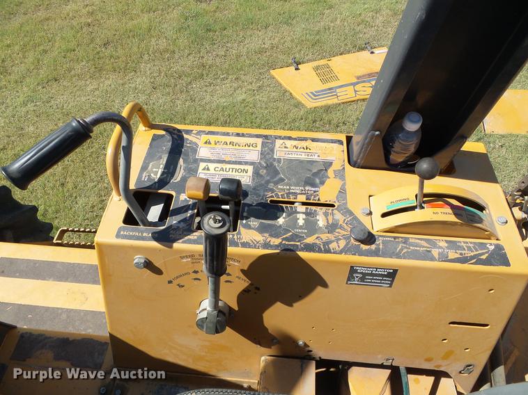 image for item DD5795 1995 Case 860 trencher