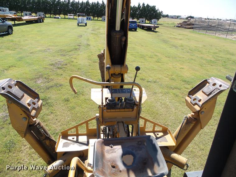 image for item DD5795 1995 Case 860 trencher