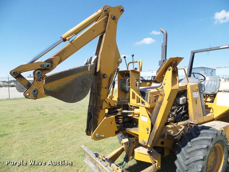 image for item DD5795 1995 Case 860 trencher