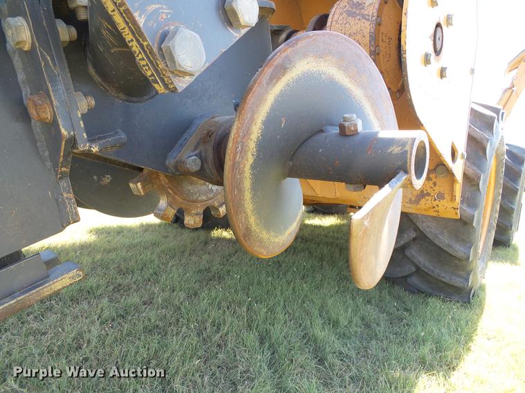 image for item DD5795 1995 Case 860 trencher