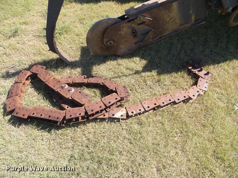 image for item DD5795 1995 Case 860 trencher