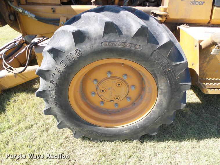 image for item DD5795 1995 Case 860 trencher