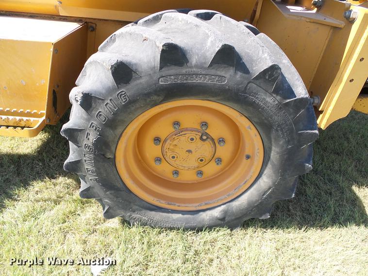 image for item DD5795 1995 Case 860 trencher