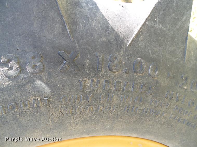 image for item DD5795 1995 Case 860 trencher