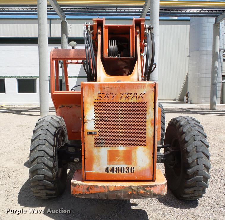 image for item DD5798 2003 SkyTrak 6036 Legacy series telehandler