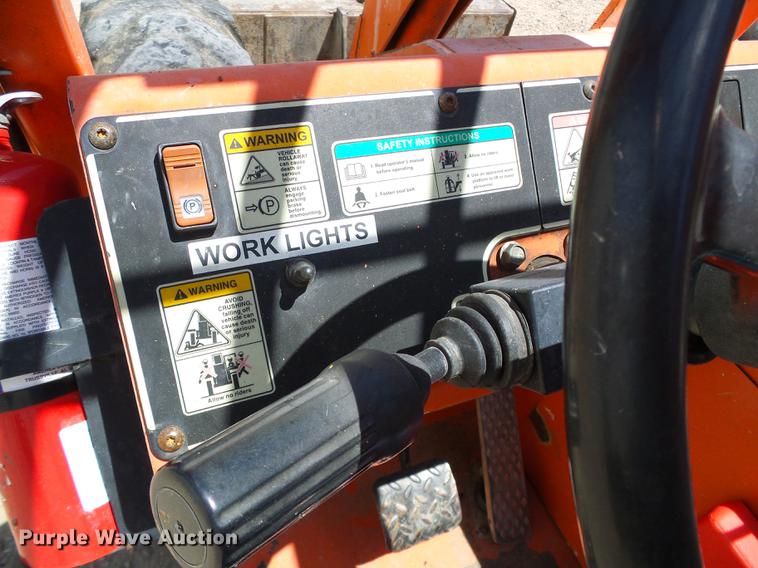 image for item DD5798 2003 SkyTrak 6036 Legacy series telehandler