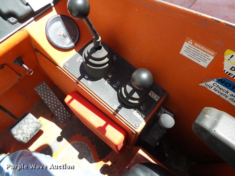 image for item DD5798 2003 SkyTrak 6036 Legacy series telehandler