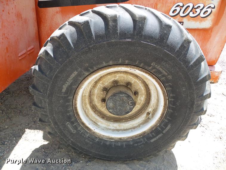 image for item DD5798 2003 SkyTrak 6036 Legacy series telehandler