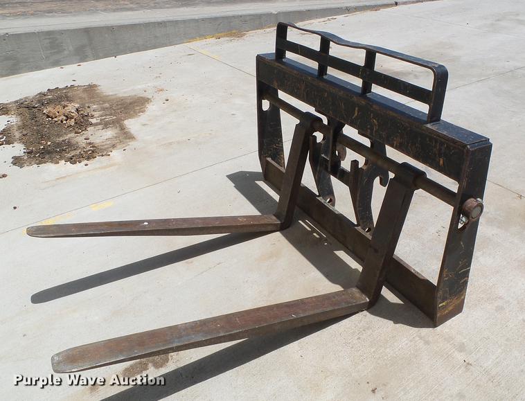 image for item DD5798 2003 SkyTrak 6036 Legacy series telehandler