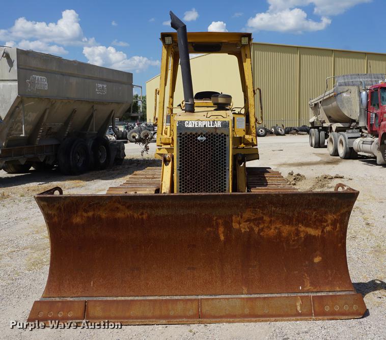 image for item DD7762 1995 Caterpillar D5C XL Series III dozer