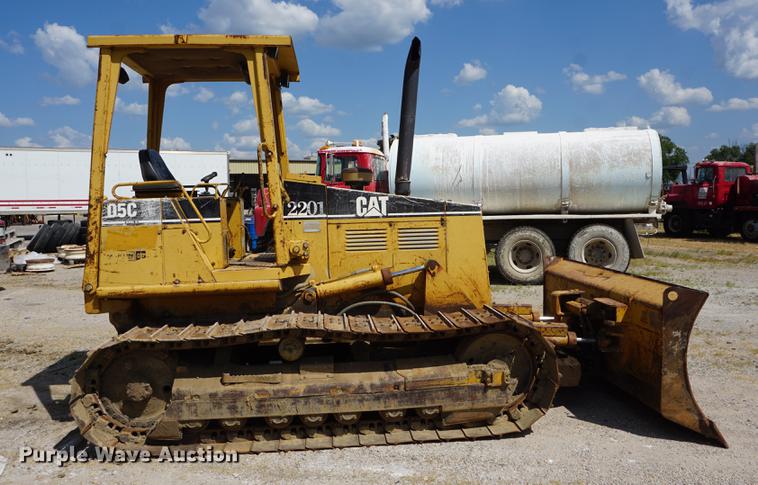 image for item DD7762 1995 Caterpillar D5C XL Series III dozer