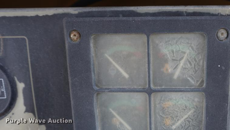 image for item DD7762 1995 Caterpillar D5C XL Series III dozer