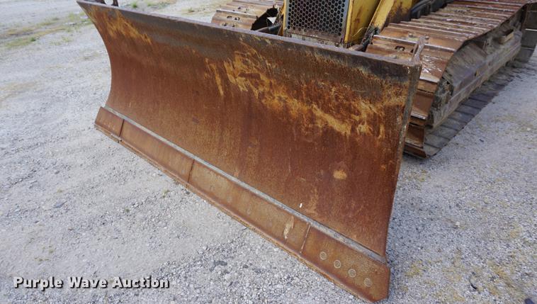 image for item DD7762 1995 Caterpillar D5C XL Series III dozer