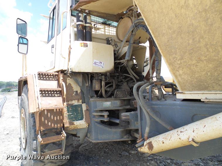 image for item DD8582 2001 Terex TA40 articulated haul truck