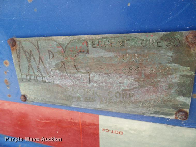 image for item DD8583 2002 Peterson Pacific HC-2400-B horizontal grinder