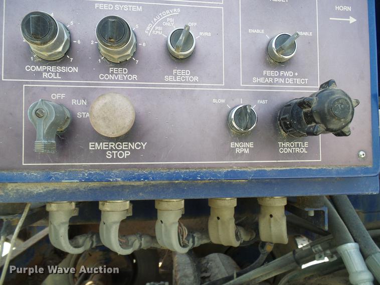 image for item DD8583 2002 Peterson Pacific HC-2400-B horizontal grinder