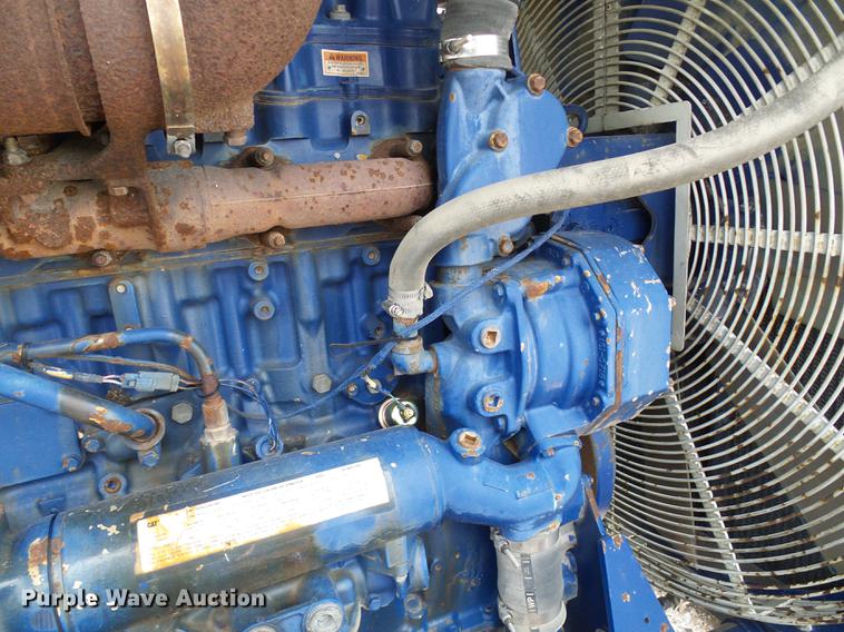 image for item DD8583 2002 Peterson Pacific HC-2400-B horizontal grinder