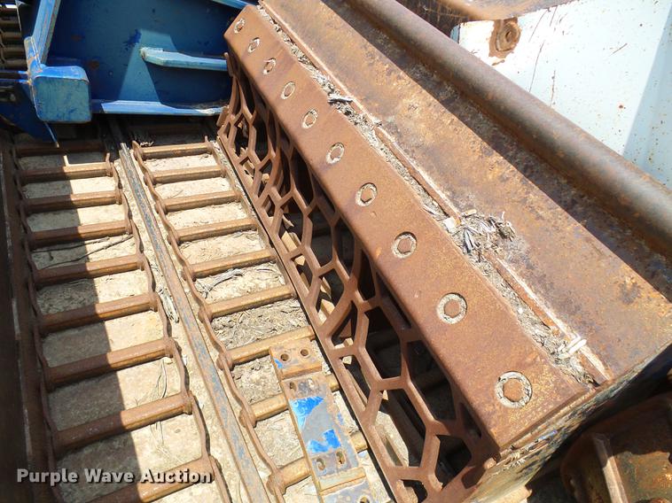 image for item DD8583 2002 Peterson Pacific HC-2400-B horizontal grinder