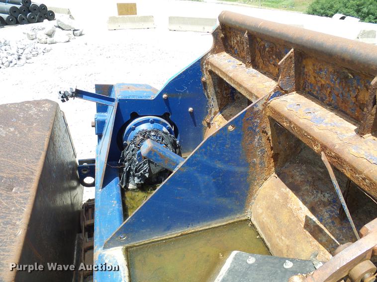 image for item DD8583 2002 Peterson Pacific HC-2400-B horizontal grinder