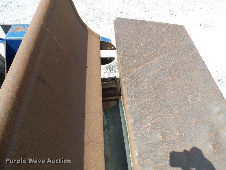 image for item DD8583 2002 Peterson Pacific HC-2400-B horizontal grinder