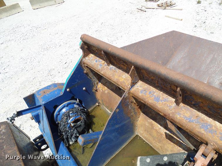 image for item DD8583 2002 Peterson Pacific HC-2400-B horizontal grinder