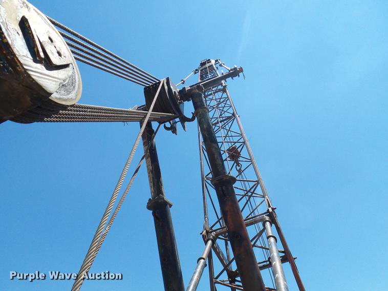 image for item DD8607 1966 Link Belt LS-108B lattice boom crane