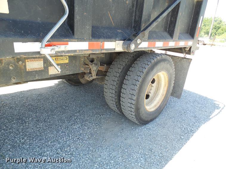 2006 International 4200 dump truck in Lathrop, MO Item DD8608 sold