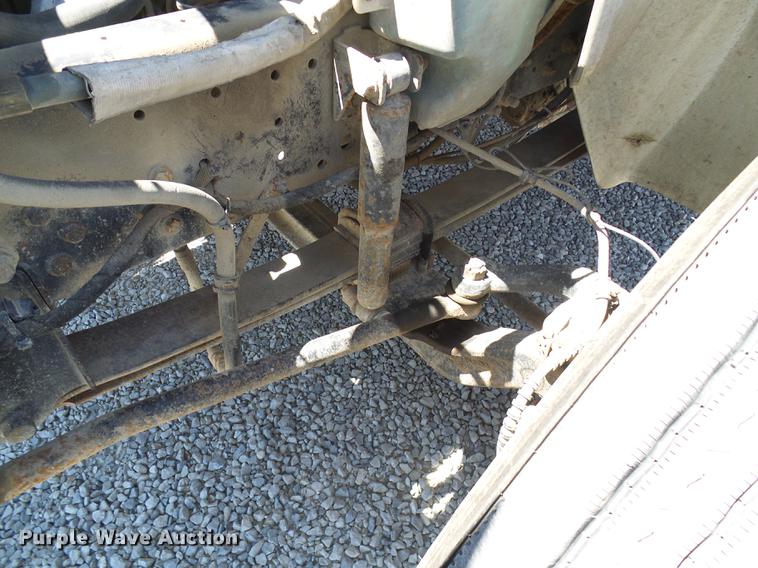 image for item DD8608 2006 International 4200 dump truck