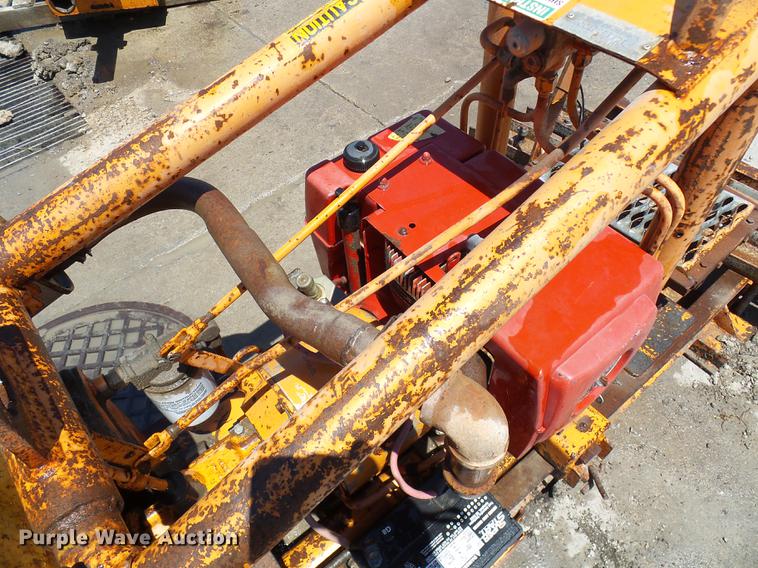 image for item DD8609 (2) McLaughlin MCL-20 boring machines