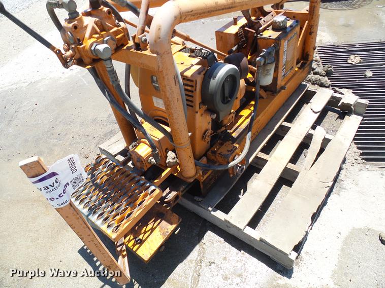 image for item DD8609 (2) McLaughlin MCL-20 boring machines