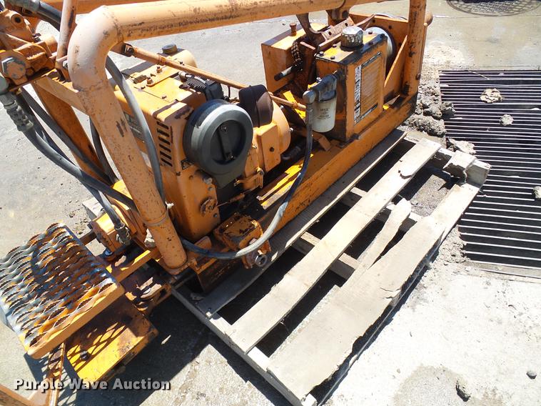 image for item DD8609 (2) McLaughlin MCL-20 boring machines