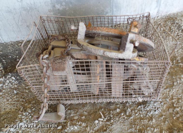 image for item DD8609 (2) McLaughlin MCL-20 boring machines