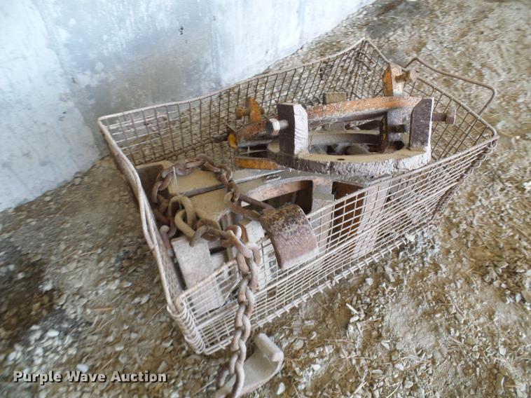 image for item DD8609 (2) McLaughlin MCL-20 boring machines