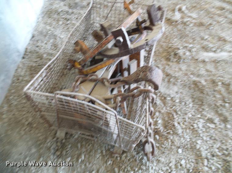 image for item DD8609 (2) McLaughlin MCL-20 boring machines