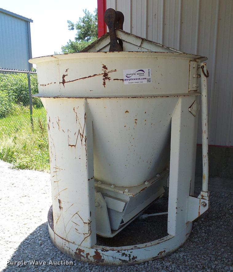 image for item DD8610 Noble concrete bucket