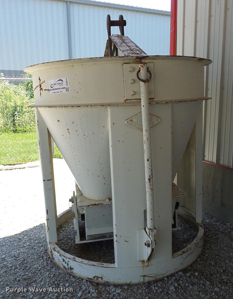 image for item DD8610 Noble concrete bucket