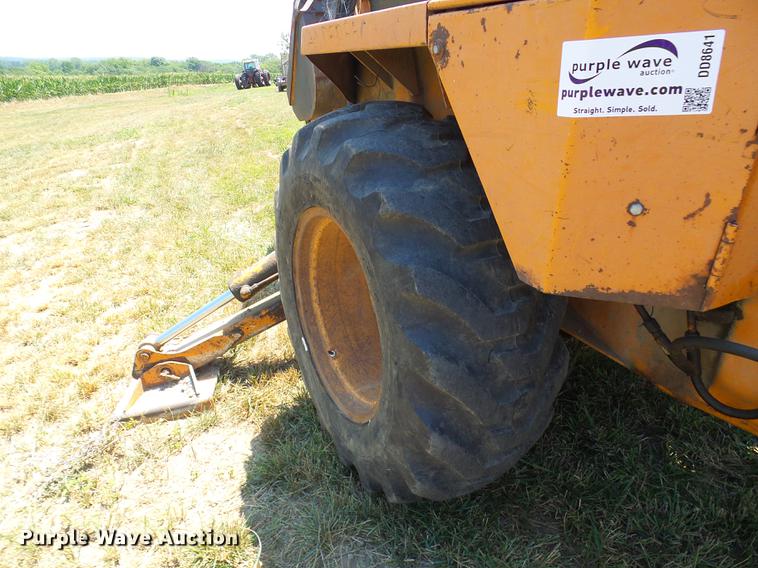 image for item DD8641 1977 Case 580C backhoe