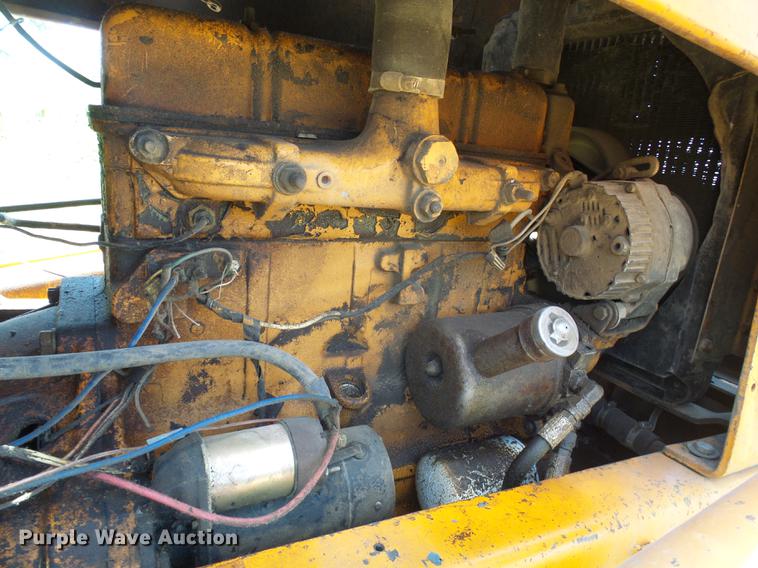 image for item DD8641 1977 Case 580C backhoe