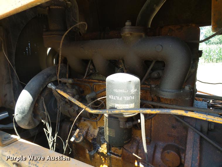 image for item DD8641 1977 Case 580C backhoe