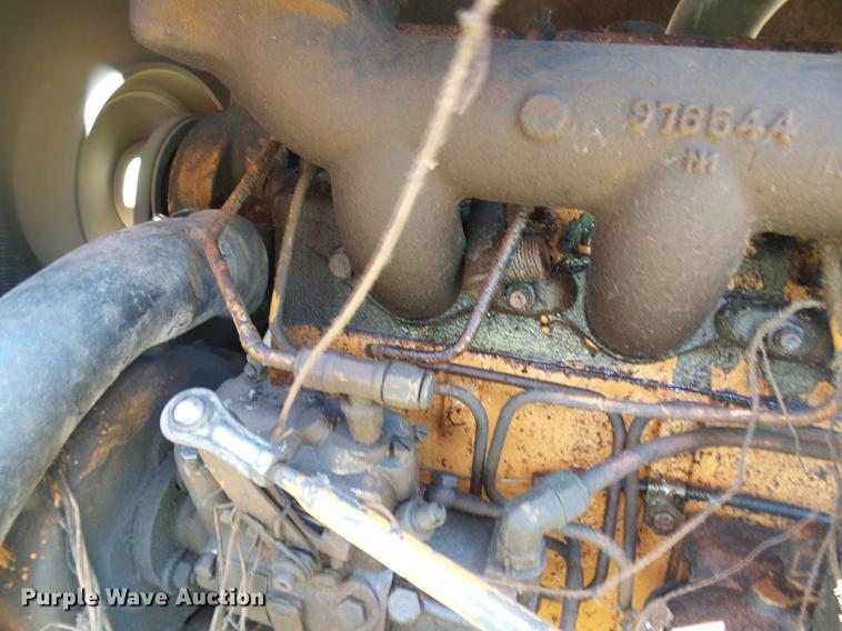 image for item DD8641 1977 Case 580C backhoe