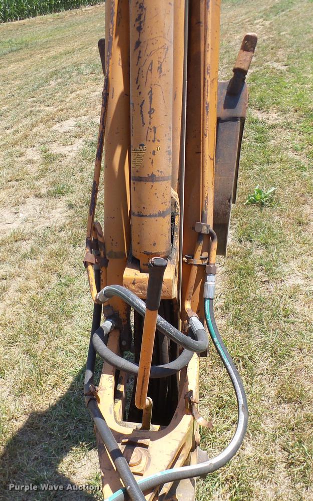 image for item DD8641 1977 Case 580C backhoe