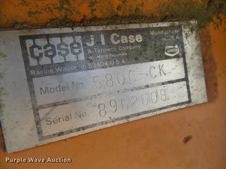 image for item DD8641 1977 Case 580C backhoe