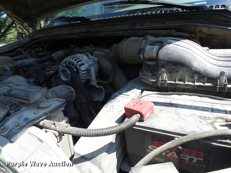 image for item DD8644 1999 Ford F550 Super Duty bucket truck