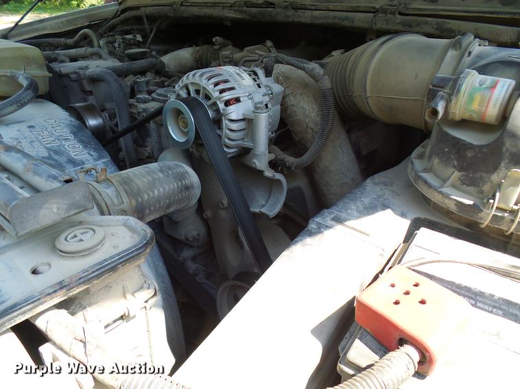 image for item DD8644 1999 Ford F550 Super Duty bucket truck