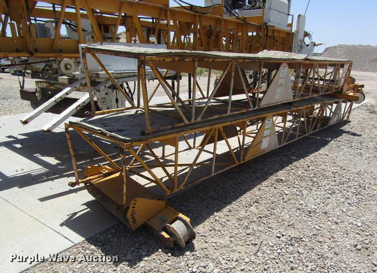 image for item DD8880 2001 Gomaco SL-450 slope finisher