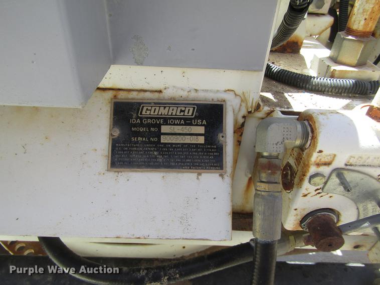 image for item DD8880 2001 Gomaco SL-450 slope finisher