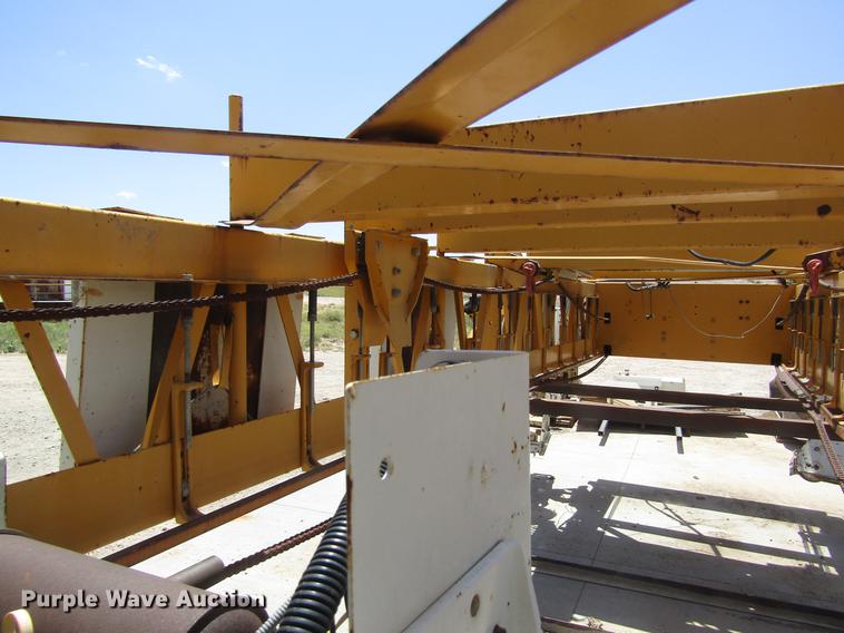 image for item DD8880 2001 Gomaco SL-450 slope finisher