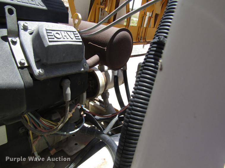 image for item DD8880 2001 Gomaco SL-450 slope finisher